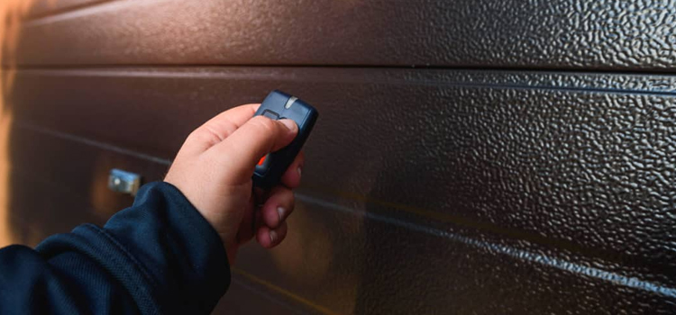 automatic door opener with remote control in Fowler